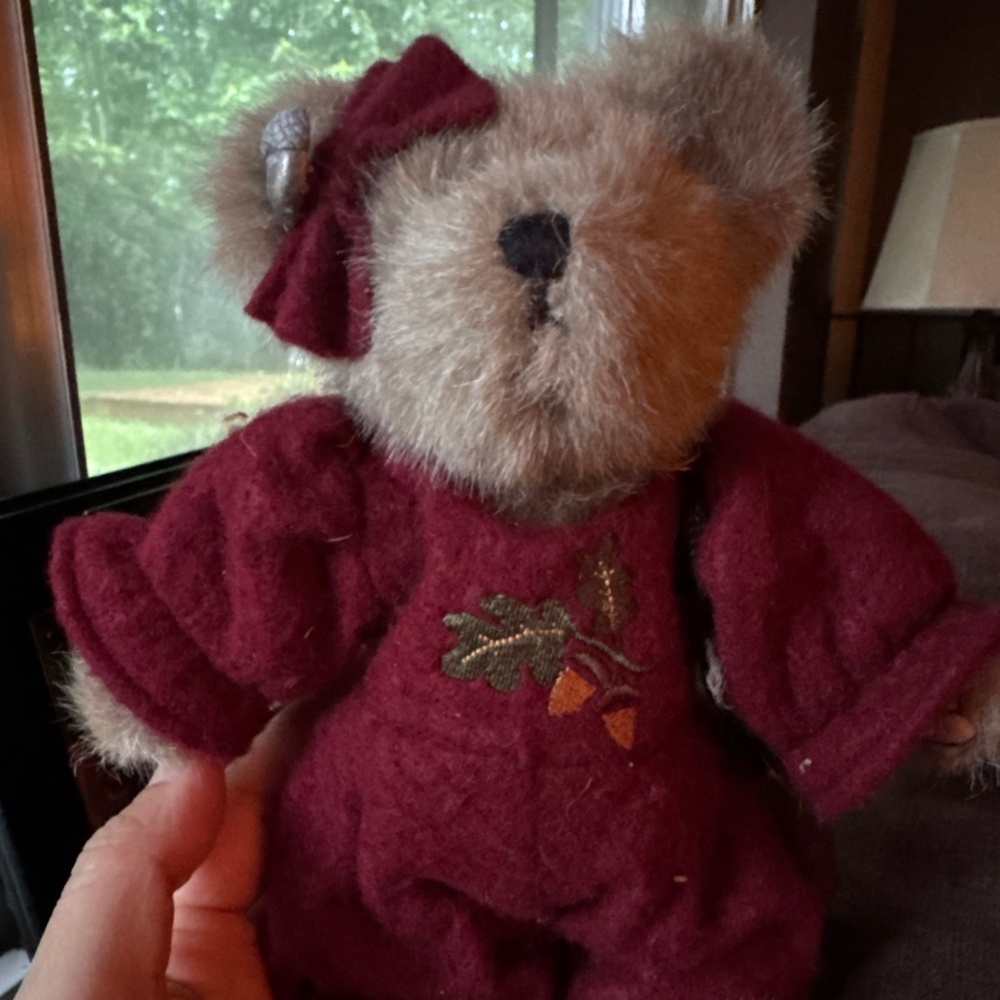 Boyds Bear Andrea Oakley Fall Holiday bear TJs best dressed